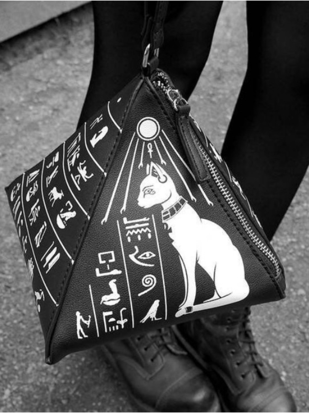 RARE Killstar Pyramid Clutch Egyptian Purse Hieroglyph bag, new without tags!
